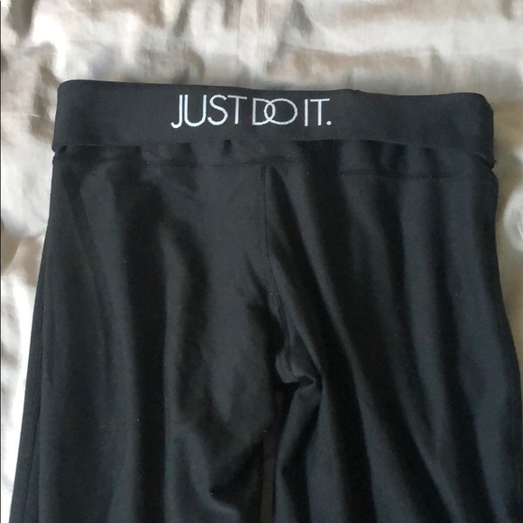 Nike 3/4 leggings small - Picture 5 of 5
